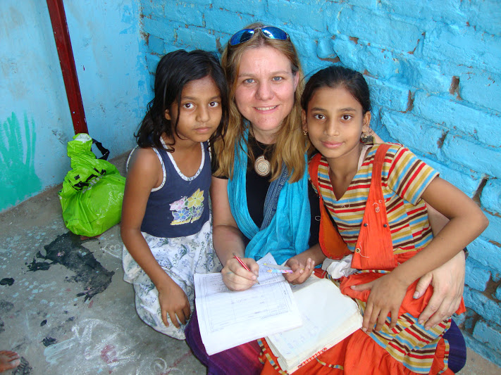 volunteer teaching english India